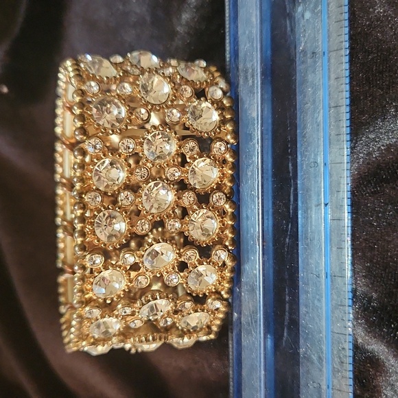 Jewelry - Vintage Rhinestone Elastic Cuff
